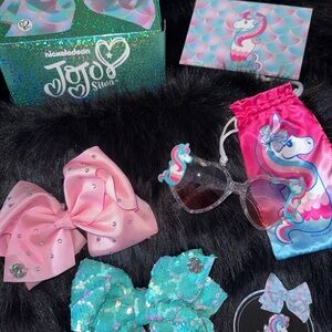 JoJo Siwa Pink and Teal Unicorn Accessory Set